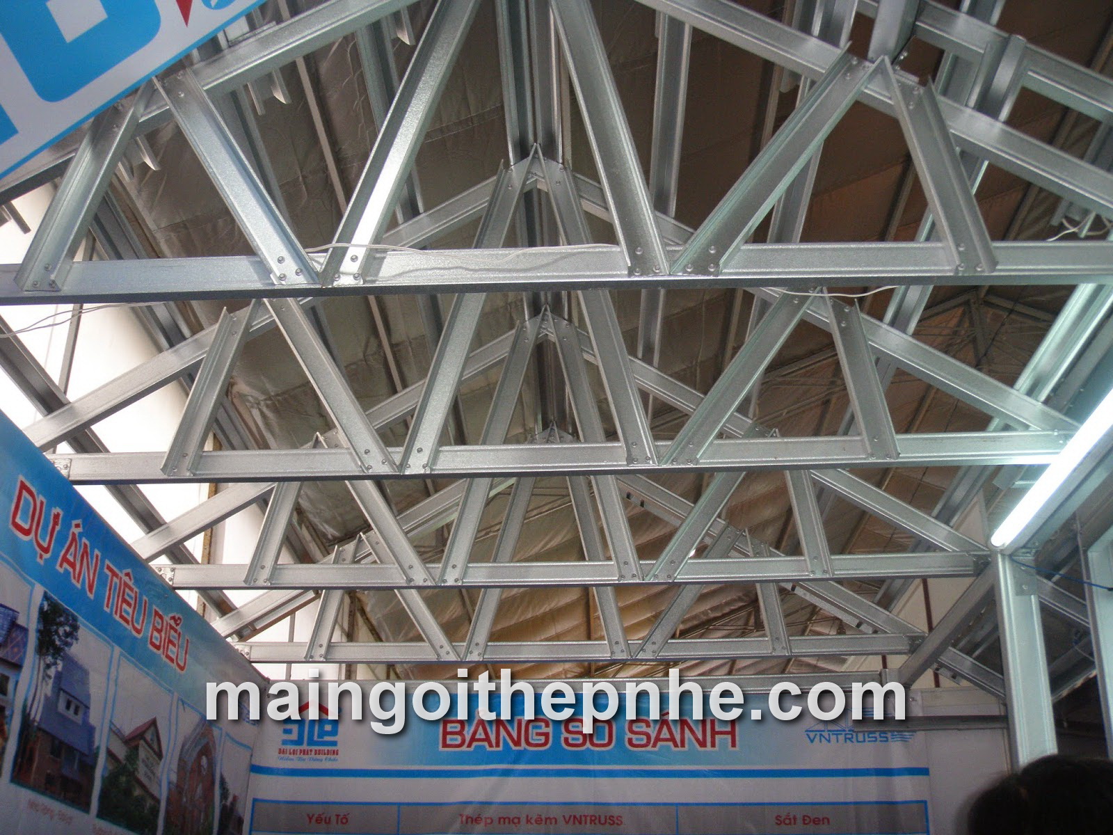 HỆ VÌ KÈO THÉP MẠ MÁI 3 LỚP
